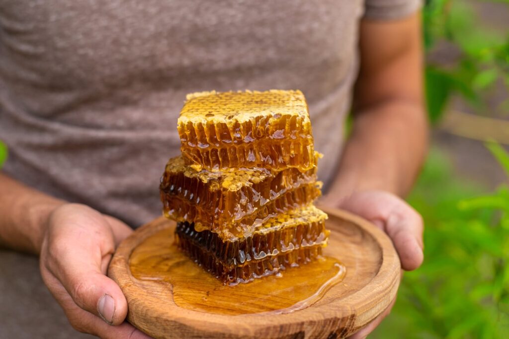 homemade-honey-in-the-garden